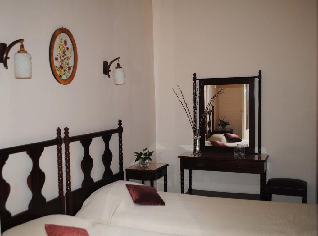 Pension Alkistis Tolón Zimmer foto
