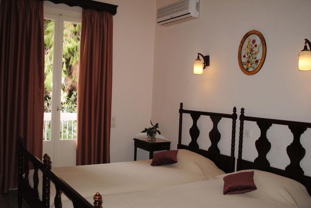 Pension Alkistis Tolón Zimmer foto